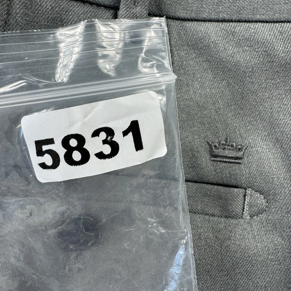 Peter Millar Gray Crown Sport Wicking Golf Pants Mens 35x28 Chino 100% Polyester